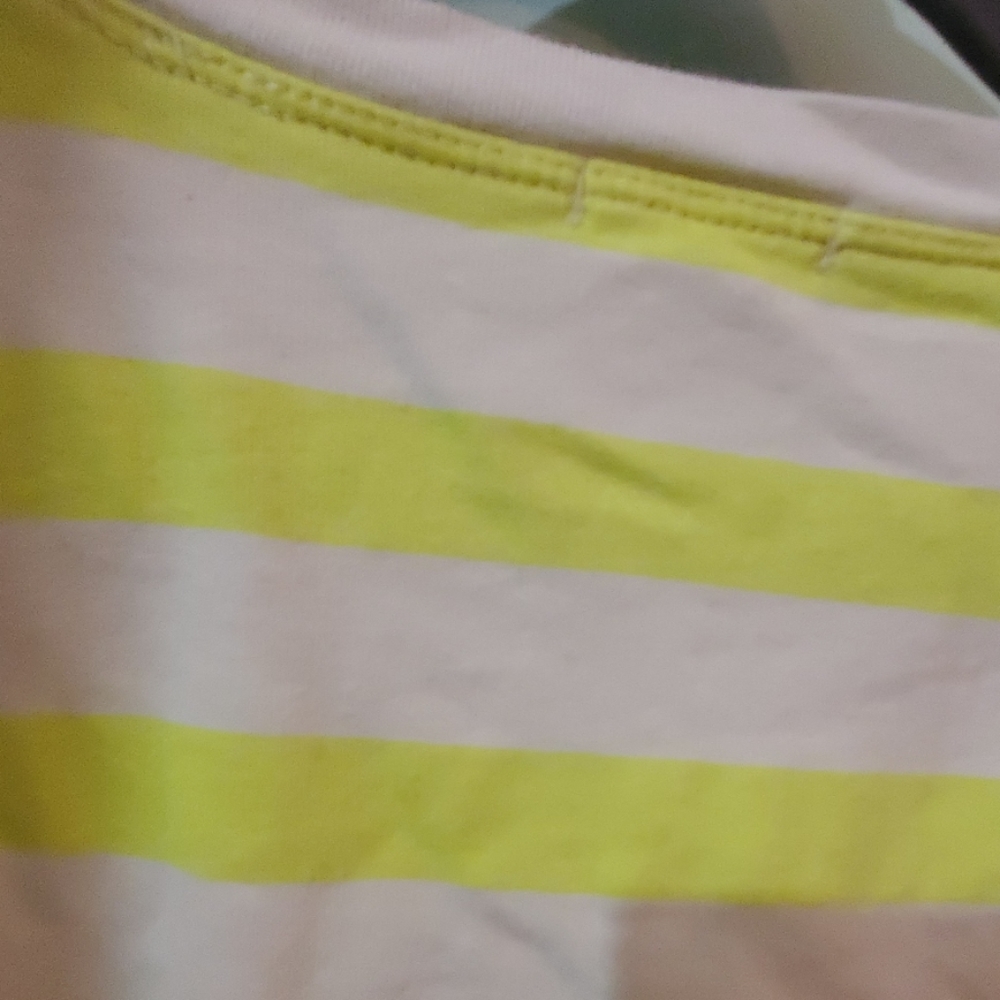 Shirt - Picture 4 of 4